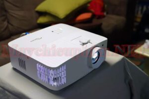 danh gia may chieu 4k optoma uhd50x 04