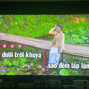 Máy chiếu BenQ MH560 FullHD mới 100% benq sp890 3