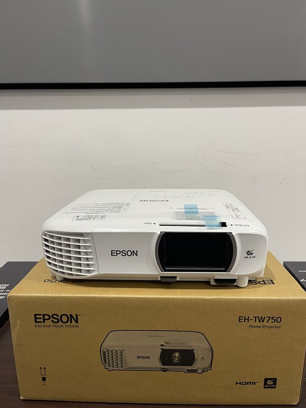 epson eh tw750