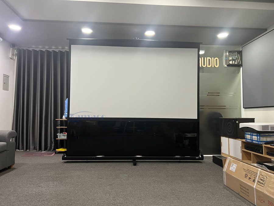Màn chiếu để sàn Elite 120inch 16:9 di động cao cấp elite de san zamaco 16