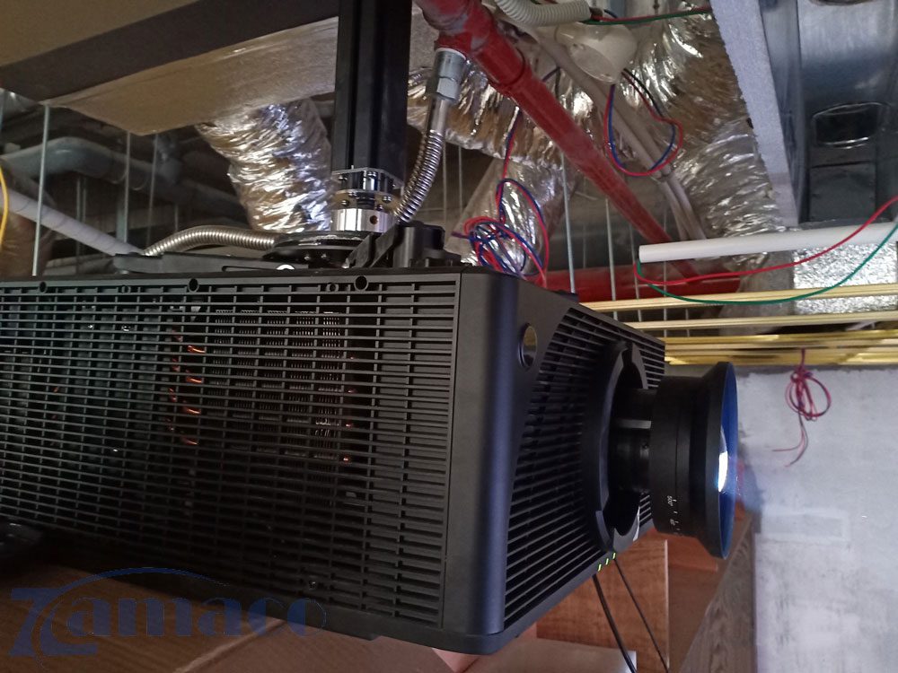 Dự án máy chiếu 4K Optoma ZK750 kết hợp Màn chiếu Seemax SQETSW200HHD 200Inch du an tieu bieu zamaco optoma zk750 5