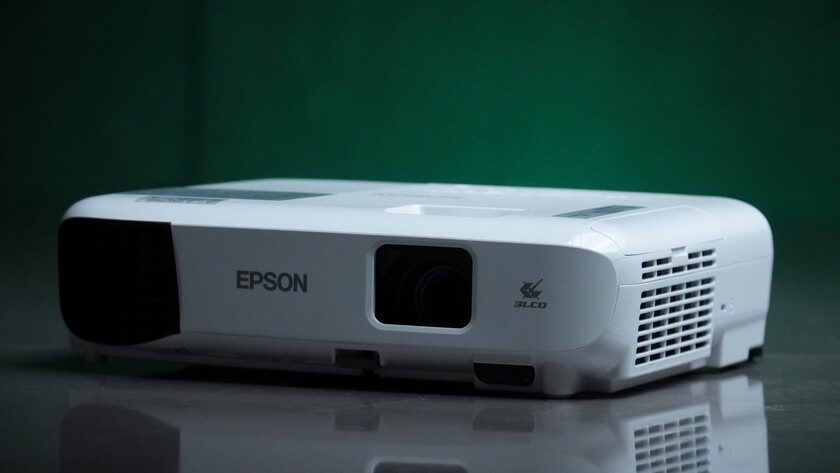 Máy chiếu Epson EB-E10 - XGA, 3600 ANSI Lumens DSC03777 1