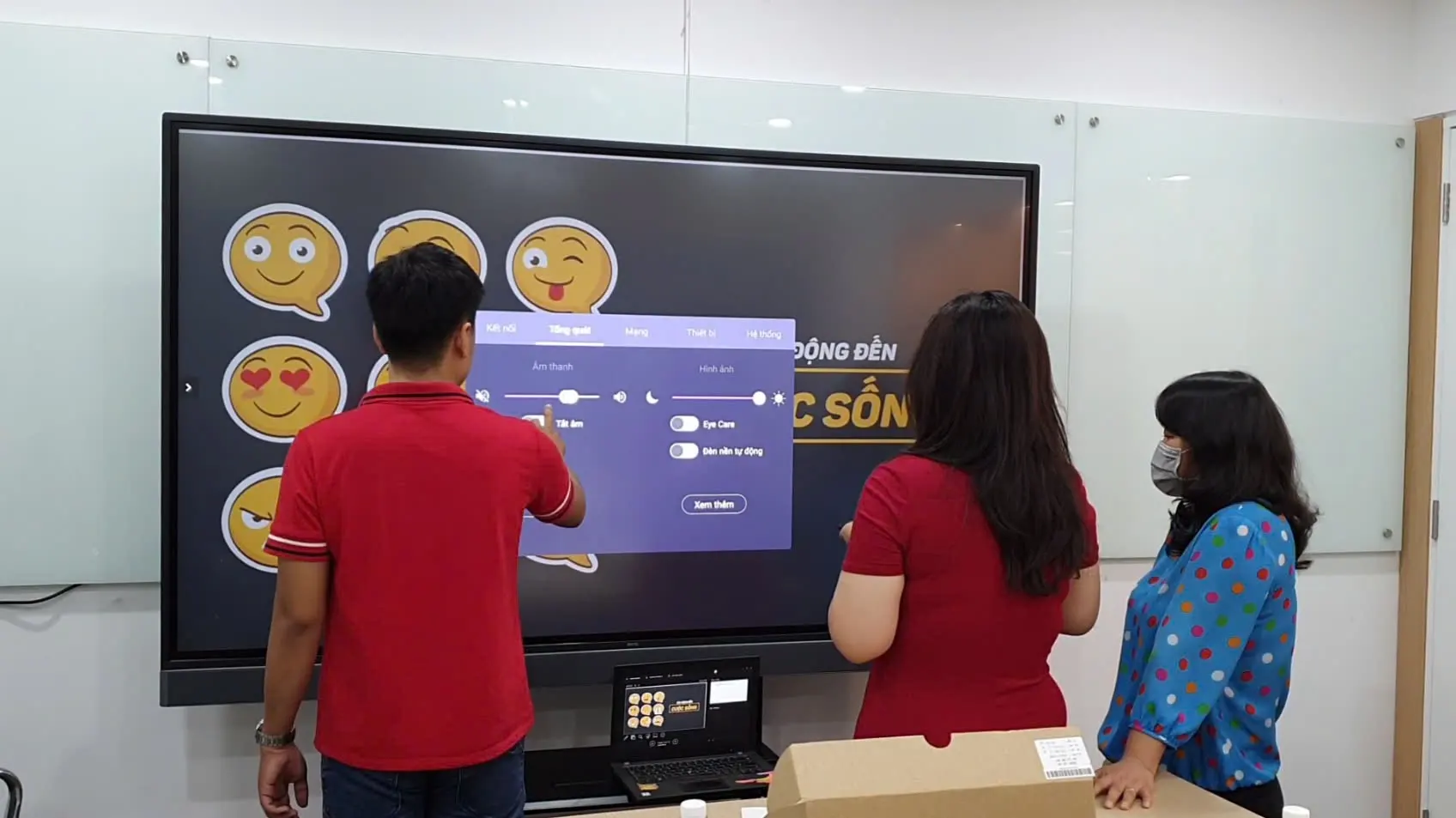 du an lap dat man hinh tuong tac benq rm8603a 6
