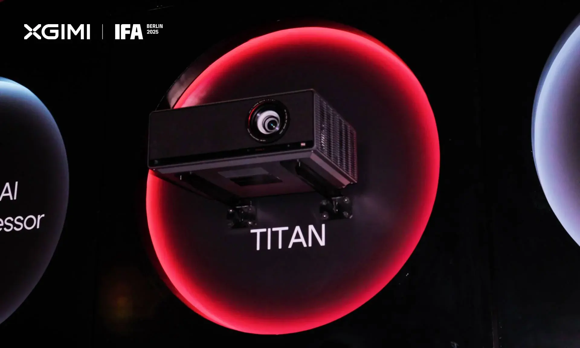 XGIMI Titan: Bước Chuyển Mình Sang Phân Khúc Máy Chiếu Chuyên Nghiệp Tại IFA 2025 Titan tại sự kiện IFA 2025 – Berlin